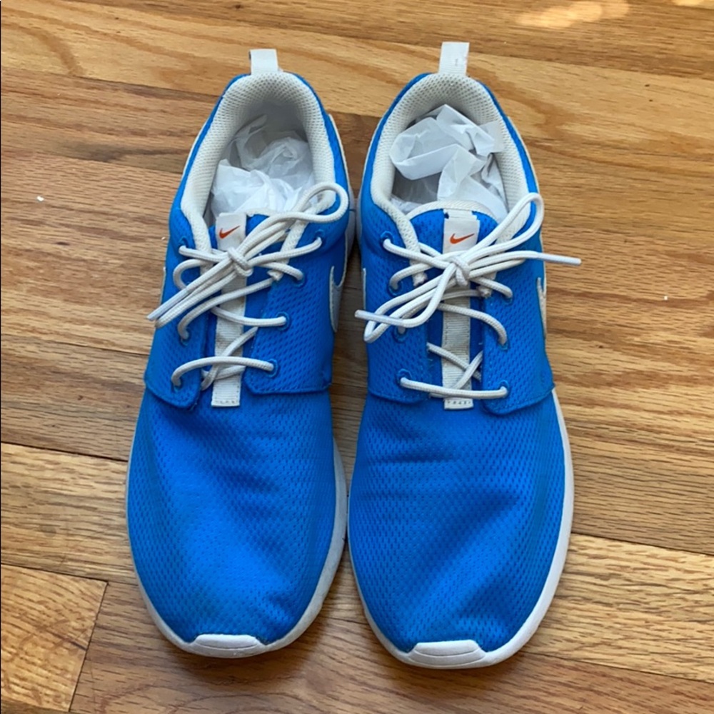 Roshe Run Nike sneakers